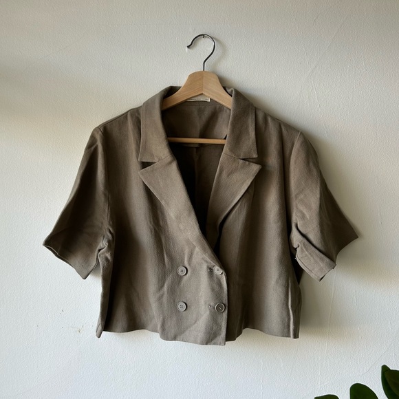 Oak + Fort Olive Green Double Breasted Cropped Linen-Cotton Top / Jacket - Picture 2 of 4